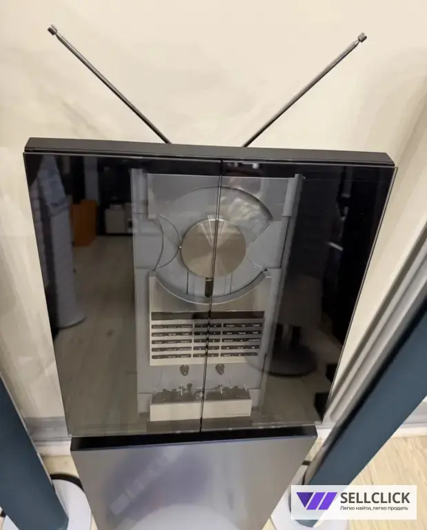 B & O beosound ouverture + beolab 6000 limit green