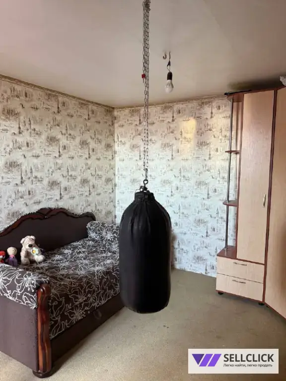 Продажа 4-х комнатной квартиры в коттеджном доме