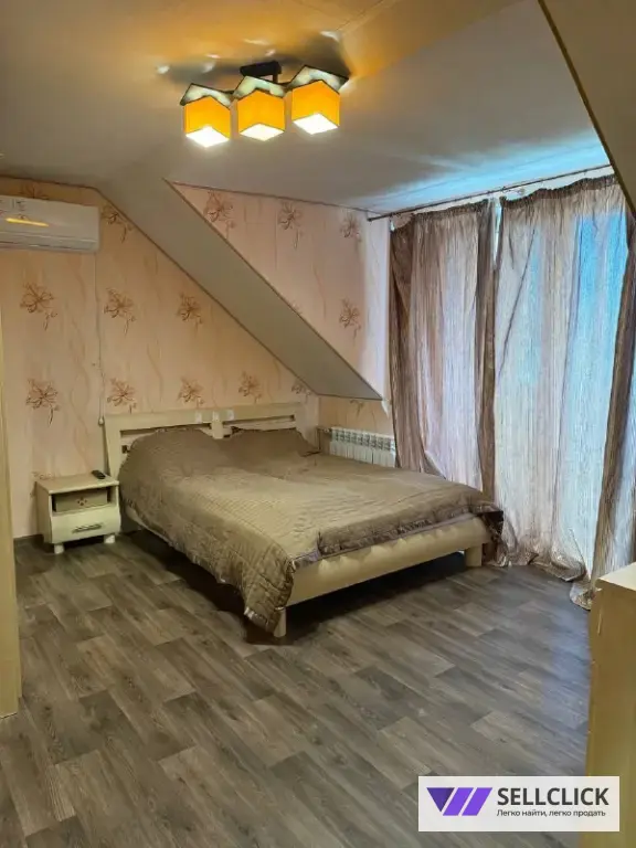 Продажа 4-х комнатной квартиры в коттеджном доме