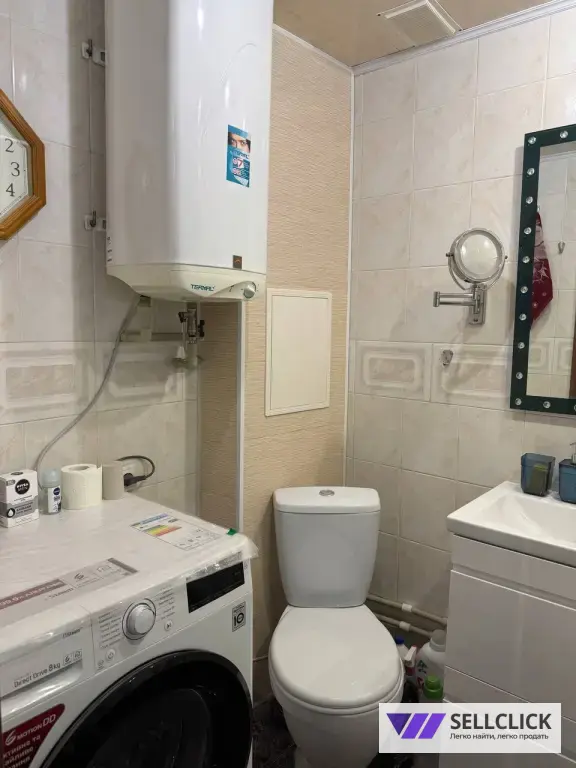 Продается трехкомнатная квартира в Левобережном районе