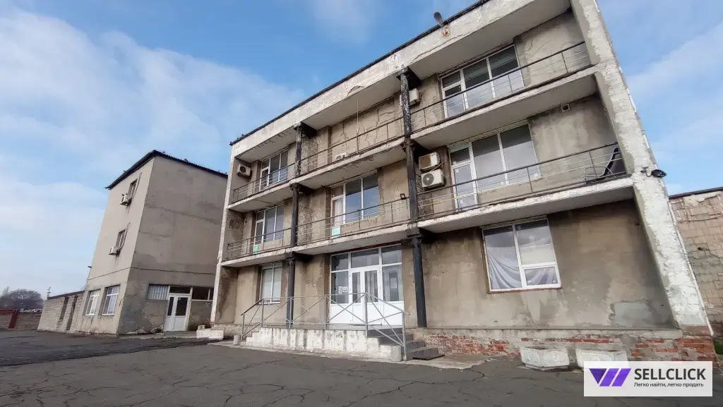 Продается административно-коммерческий комплекс