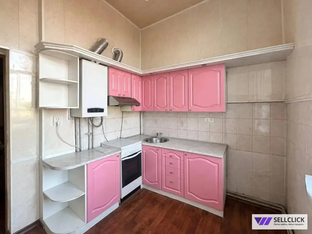 Квартира 3 комнаты, 60 м², 2/2 эт., Агент