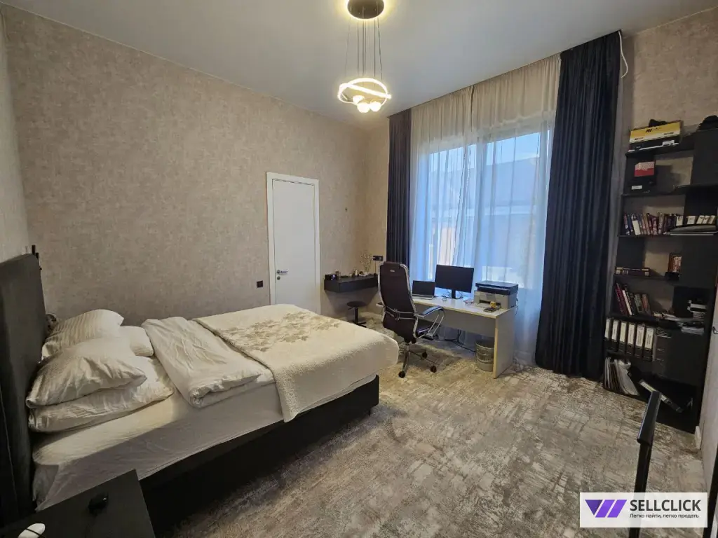 Коттедж 198 м², участок 8 сот.