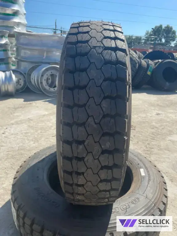 Автошина 215/75R17.5 16PR 127/124M DOUBLE COIN RLB1