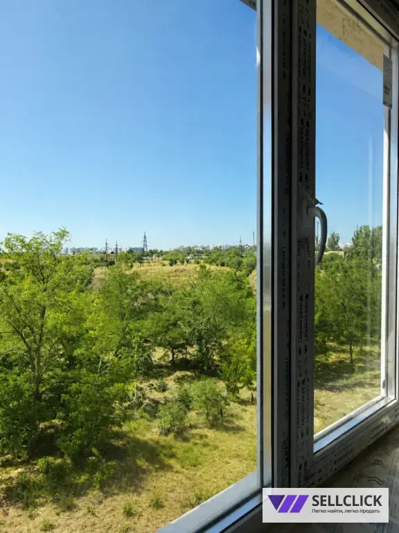 Квартира 1 комната, 37 м², 4/12 эт., Агент