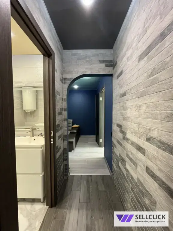 Квартира 2 комнаты, 43 м², 2/5 эт., Агент
