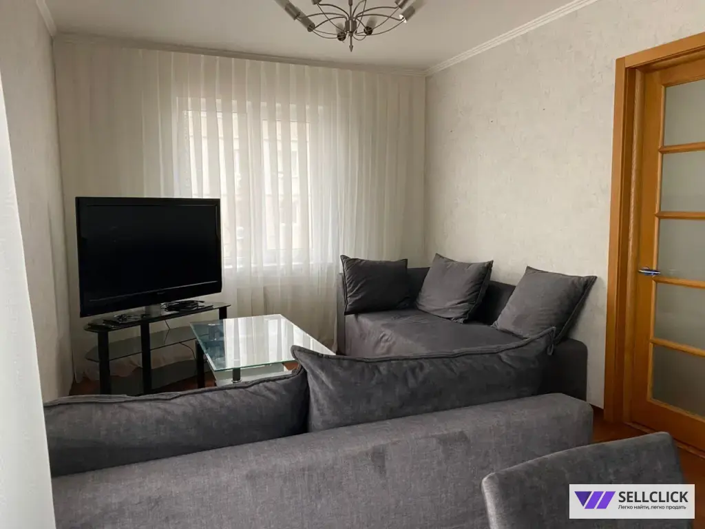 Квартира 4 комнаты, 86 м², 8/9 эт., Агент