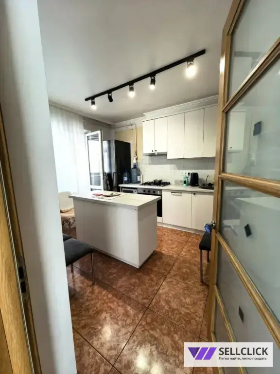Квартира 4 комнаты, 86 м², 8/9 эт., Агент