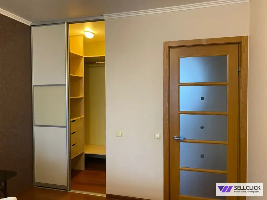 Квартира 4 комнаты, 86 м², 8/9 эт., Агент