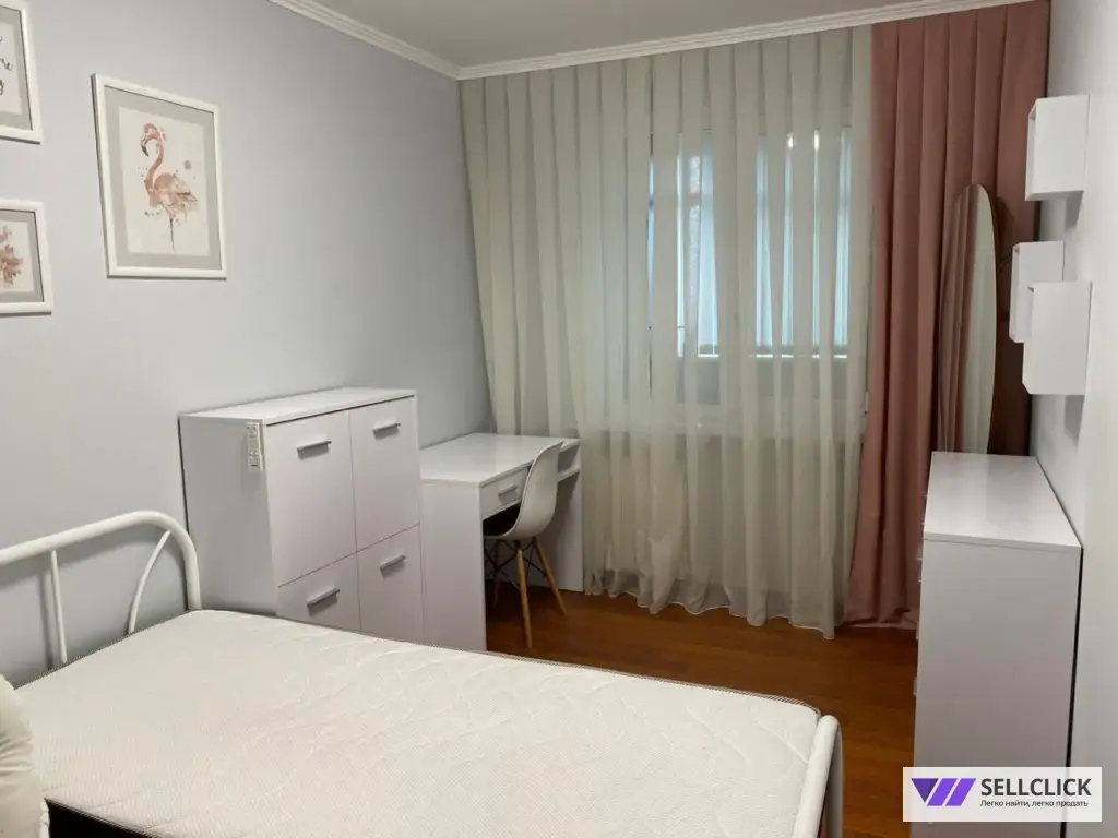 Квартира 4 комнаты, 86 м², 8/9 эт., Агент