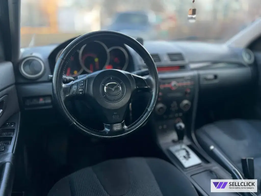 Mazda 3 1.6 Автомат, 2004, 270000 км