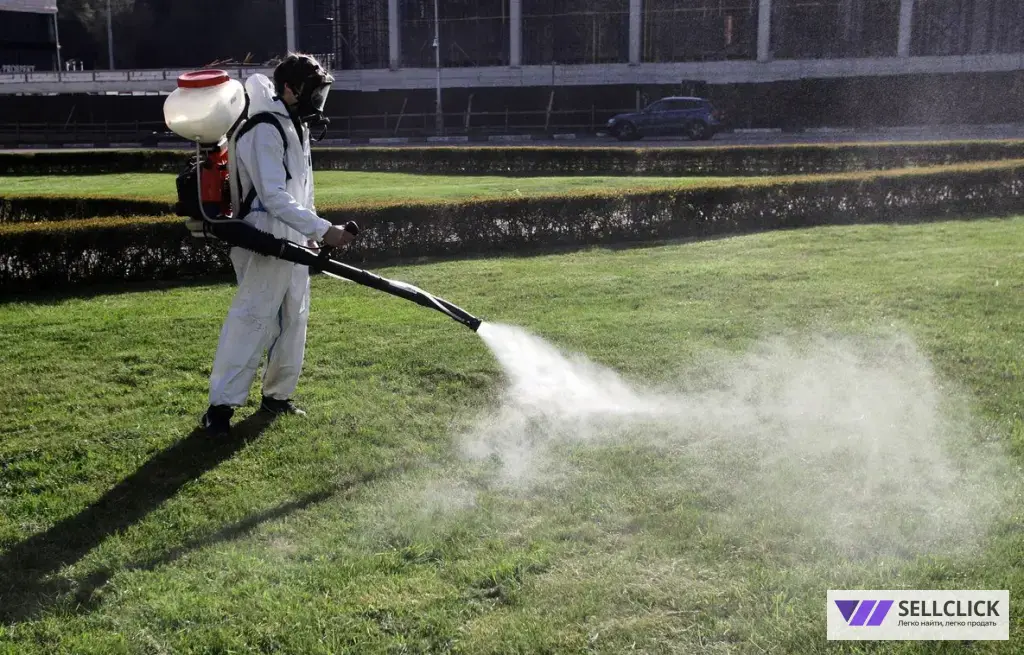 Обработка участка от клещей