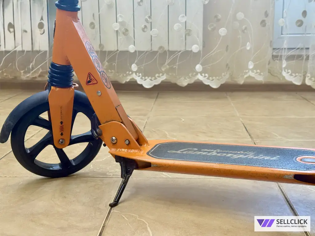 Самокат для взрослых и детей Lamborghini