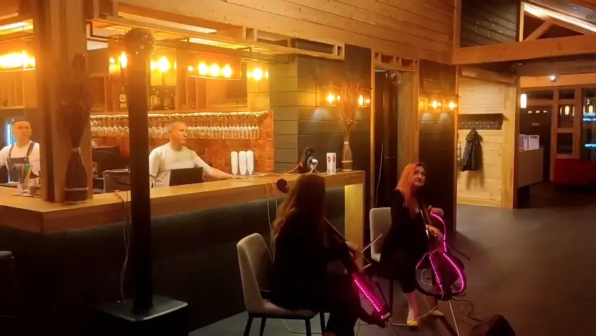 Turbosound iP2000 V2 Активная АС