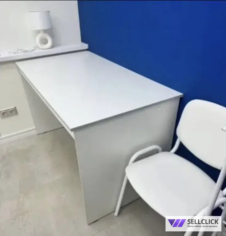 Стол
