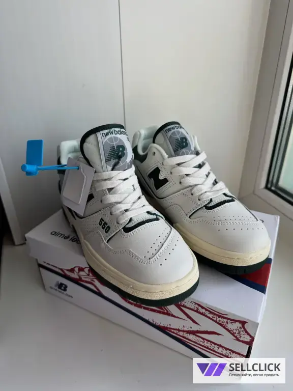Кроссовки женские New balance 550