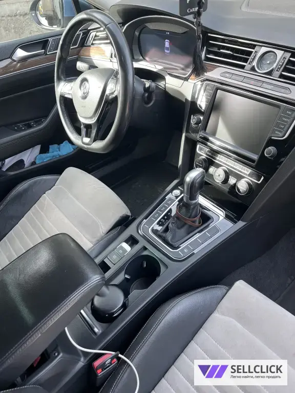 Volkswagen Passat 1.8 Робот, 2016, 270000 км
