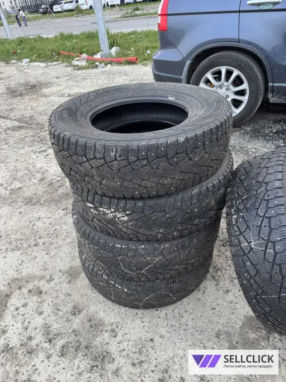 Nokian hakkapelita 225 75 R16c