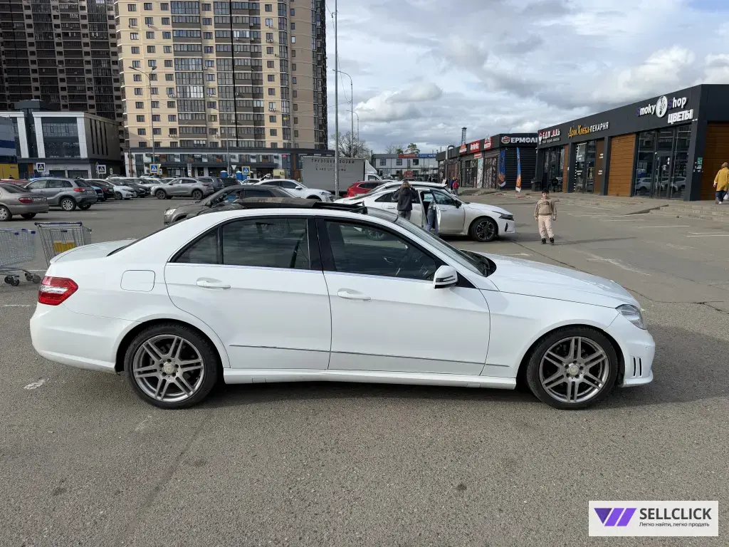 Mercedes-Benz E-Класс 1.8 Автомат, 2012, 50000 км