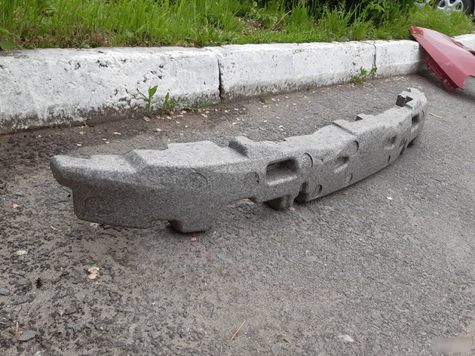 Абсорбер бампера