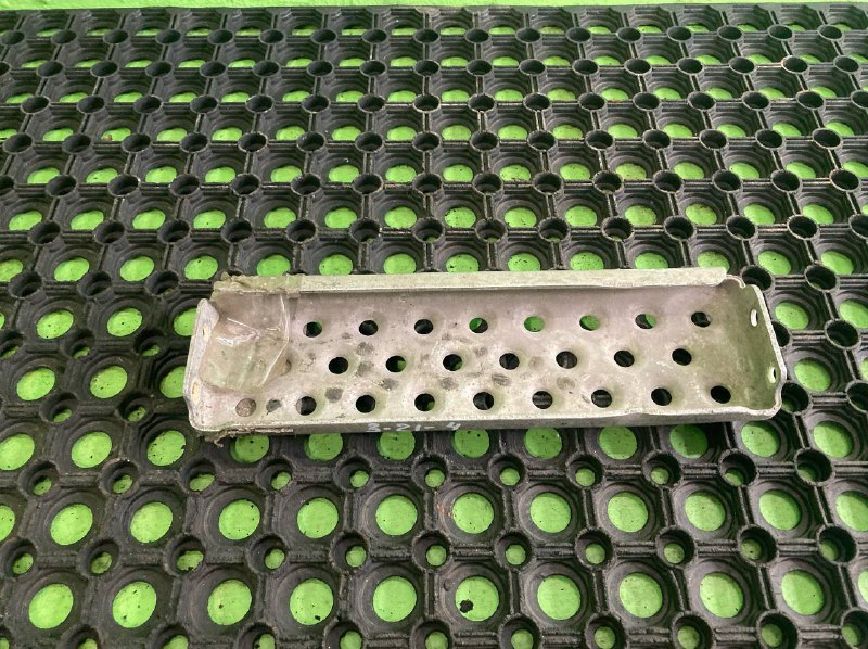 Ступенька подножки MAN TGA