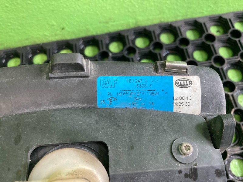 Фара DAF XF105