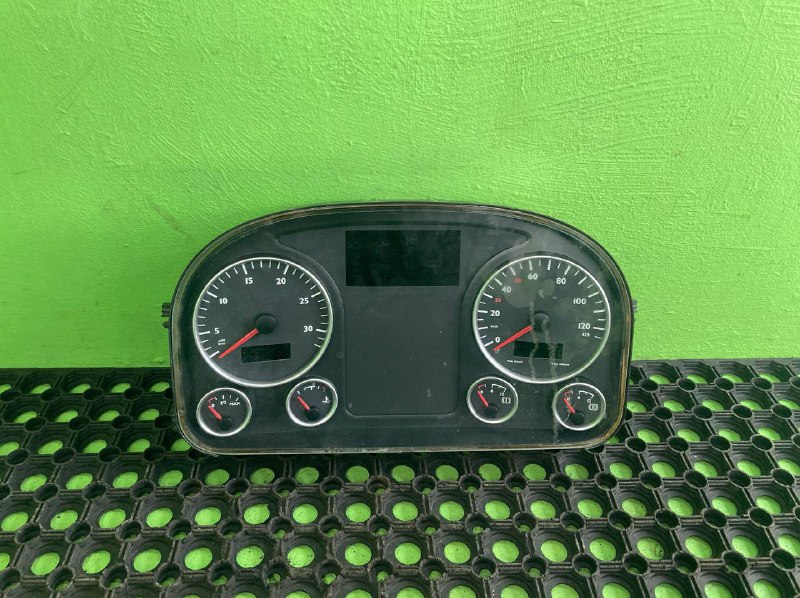 Панель приборная MAN TGX