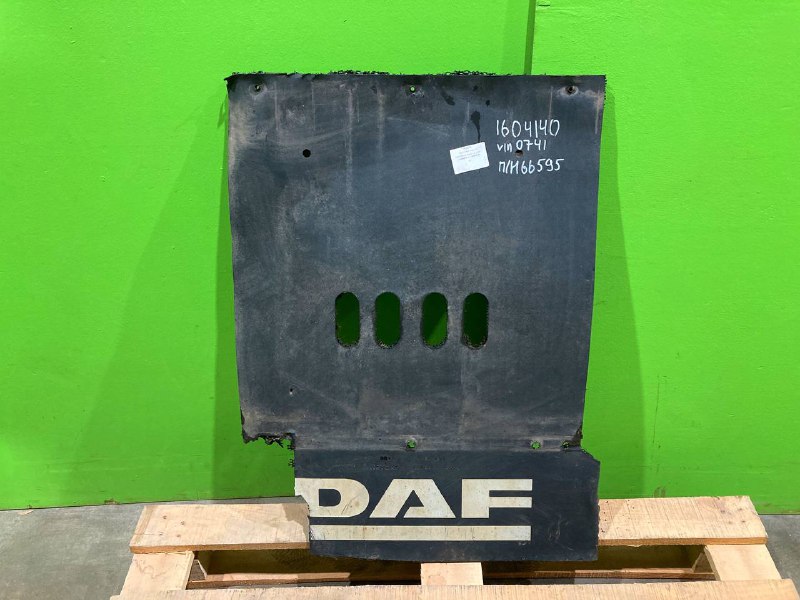 Брызговик крыла DAF XF105