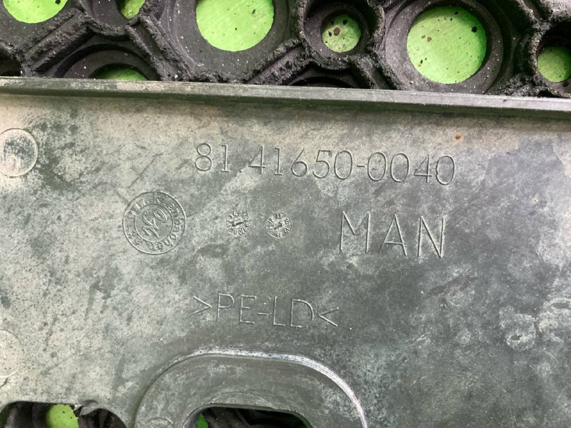 Спойлер усилителя бампера MAN TGX