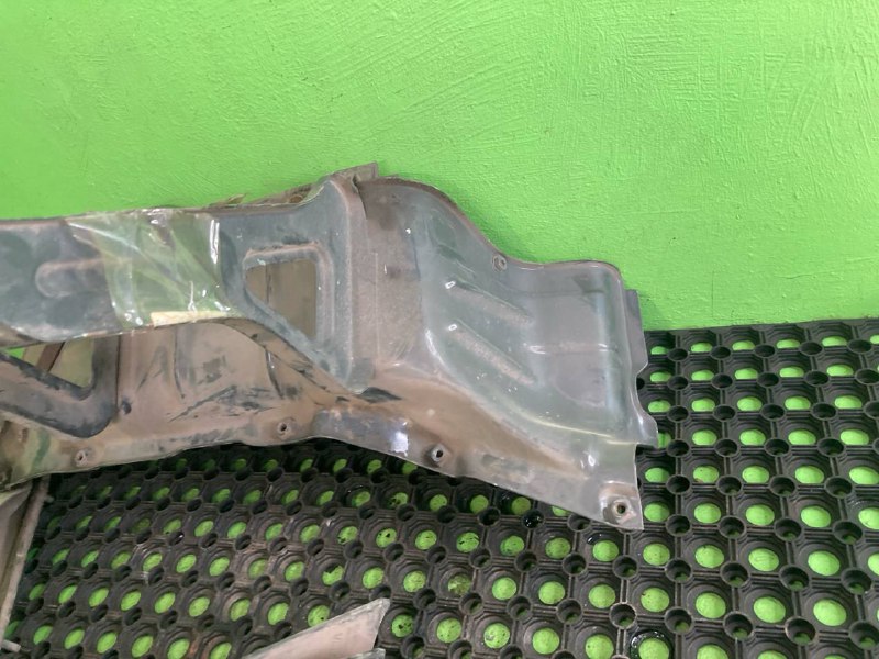 Кронштейн подножки SCANIA R420