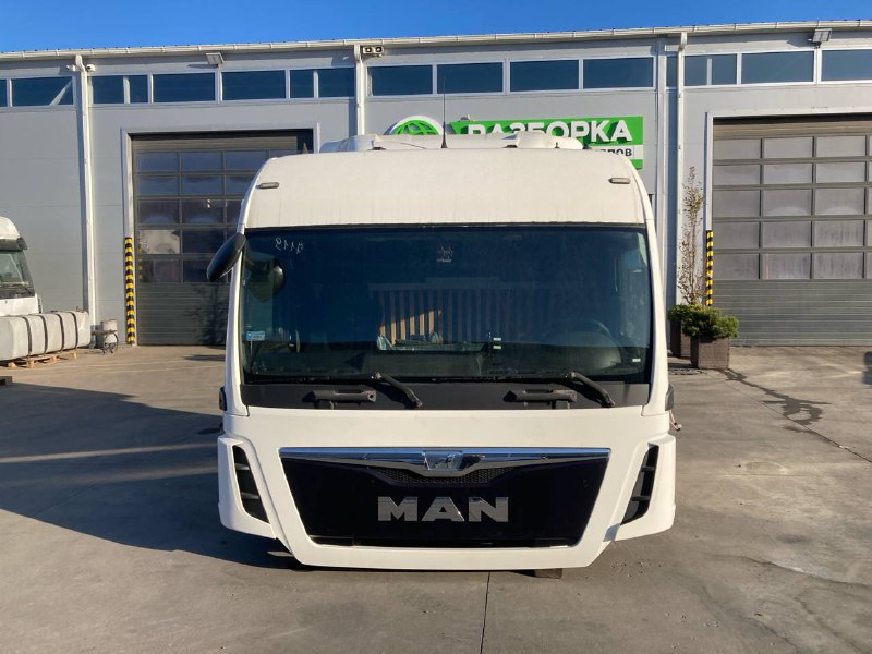 Кабина MAN TGX