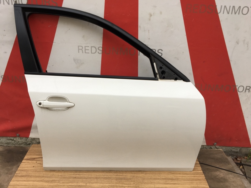 Дверь передняя правая на БМВ 5 Е60 Е61 / BMW 5 Е60 Е61 2003-2009г.\nОригинал.\nВ отличном состоянии. Без дефектов.\nКонтрактная запчасть из Японии. Без пробега по РФ.\nОтправим в регионы ТК.