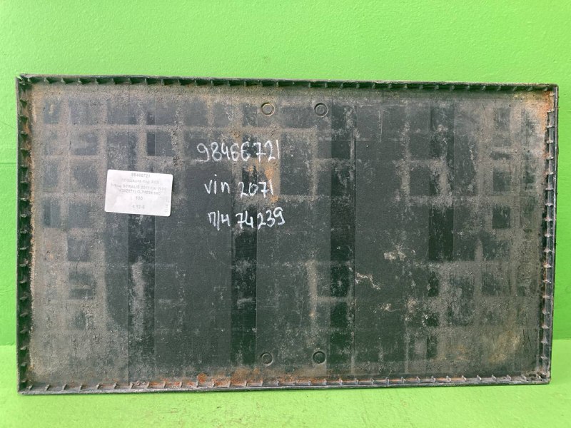 Площадка под АКБ IVECO STRALIS