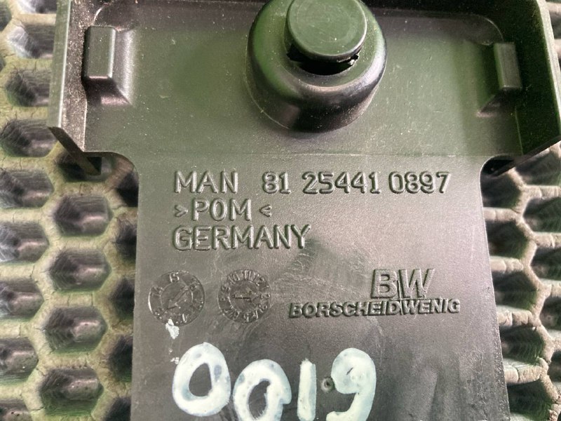 Держатель MAN TGX