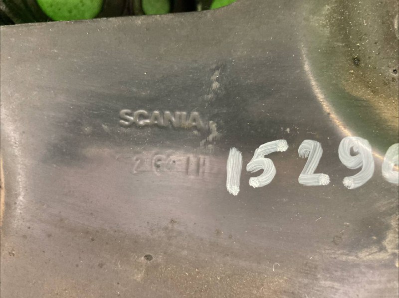 Кронштейн крыла SCANIA P420