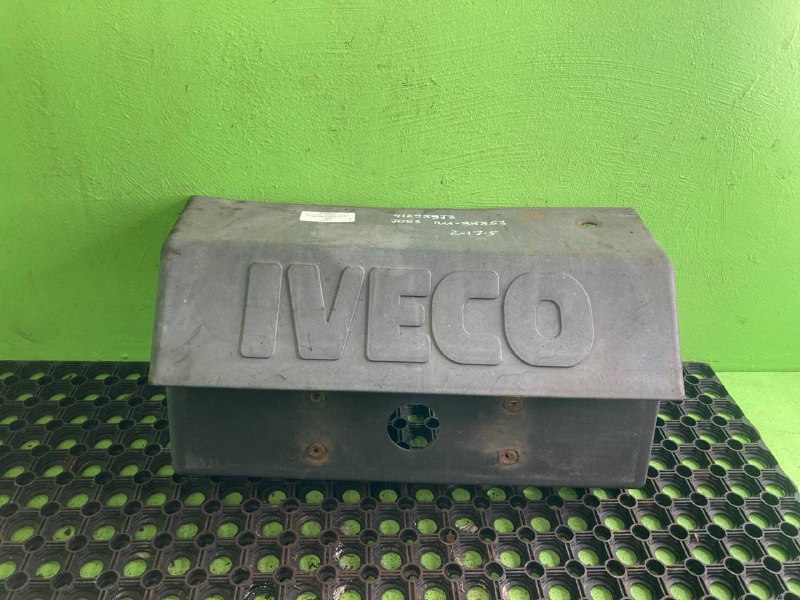 Кронштейн заднего фонаря IVECO STRALIS