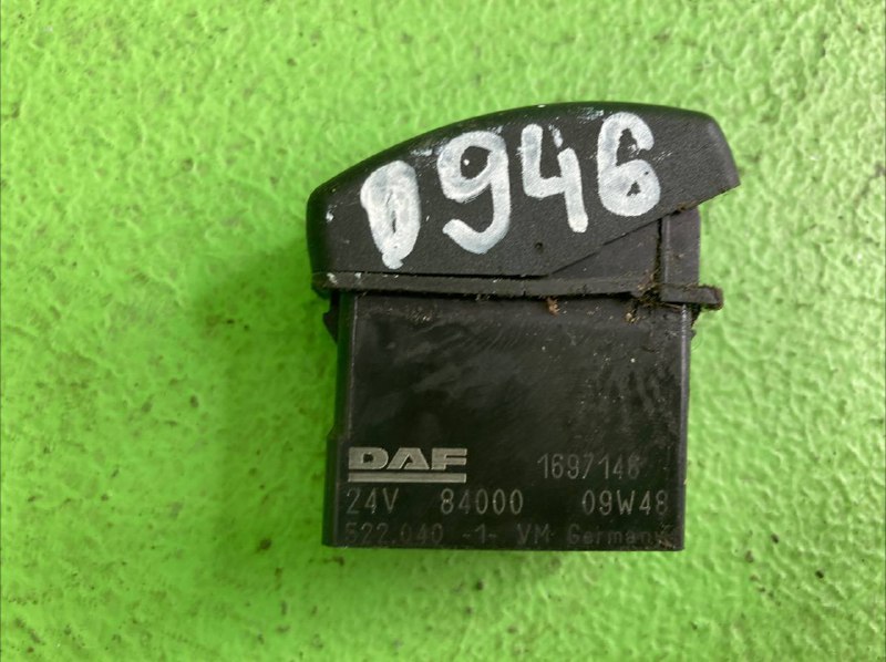 Выключатель клавишный DAF XF105