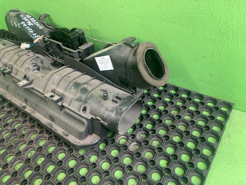 Корпус воздушной заслонки SCANIA R420