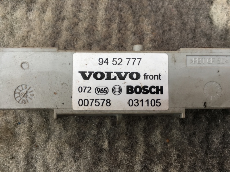 Датчик AIR BAG на Volvo XC70 I CROSS COUNTRY / Вольво ХС70 Кросс Кантри 2000-2007г.\nОригинал.\nВ отличном состоянии. Без дефектов, рабочий.\nКонтрактная запчасть из Японии.\nБез пробега по РФ.\nОтправим в регионы ТК.\nПрименимость:\nVolvo S60 2000-2009\n