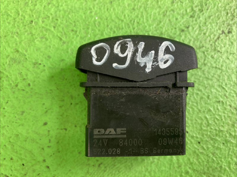 Выключатель клавишный DAF XF105