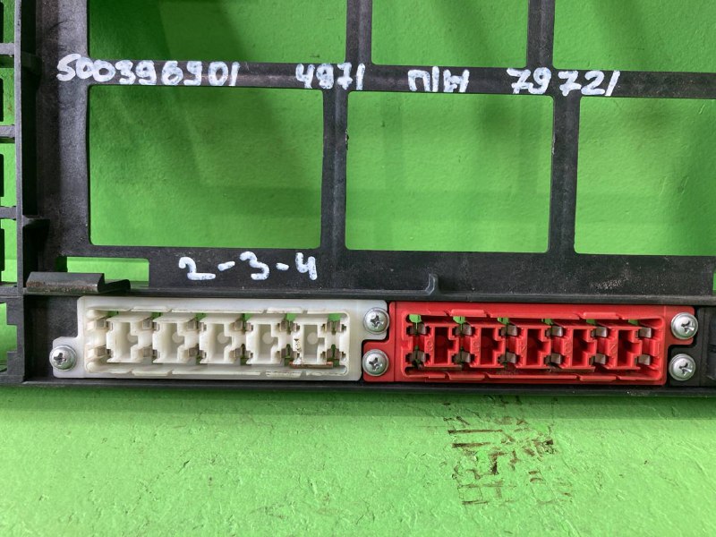 Блок предохранителей IVECO STRALIS