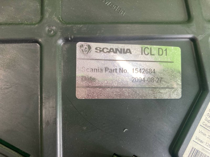Панель приборная SCANIA R420