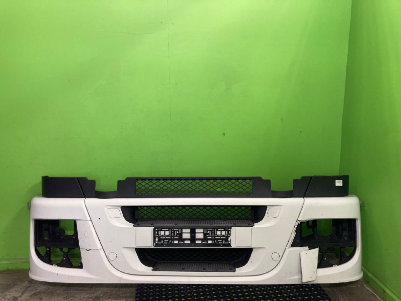 Бампер передний IVECO STRALIS
