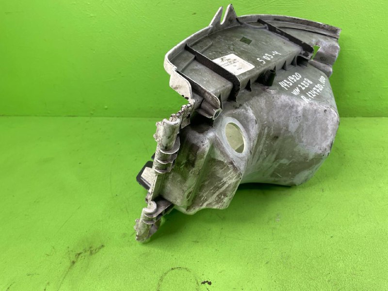 Корпус фары SCANIA R480