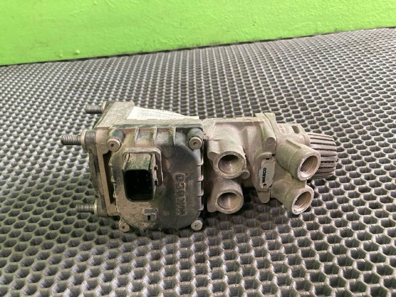 Кран тормозной ножной DAF XF106