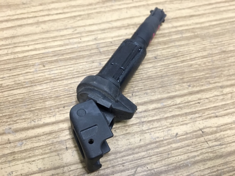 Катушка зажигания на BMW 3 E90 E91 / БМВ 3 Е90 Е91 2005-2012г.\nС двигателя N46B20.\nОригинал.\nВ отличном состоянии. Без дефектов, рабочая.\nКонтрактная запчасть из Японии. Без пробега по РФ.\nГарантия на установку и проверку.\nОтправим в регионы ТК.\nПр