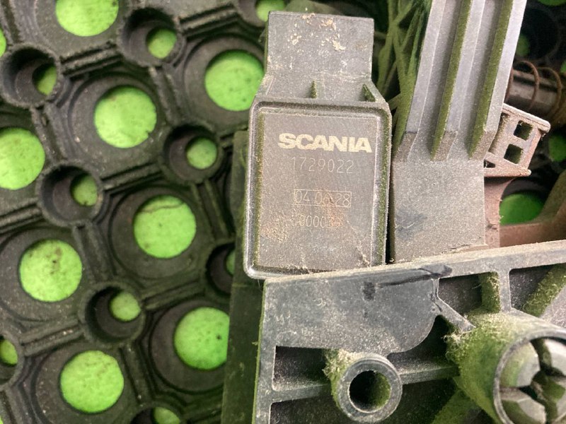 Педаль акселератора SCANIA R420