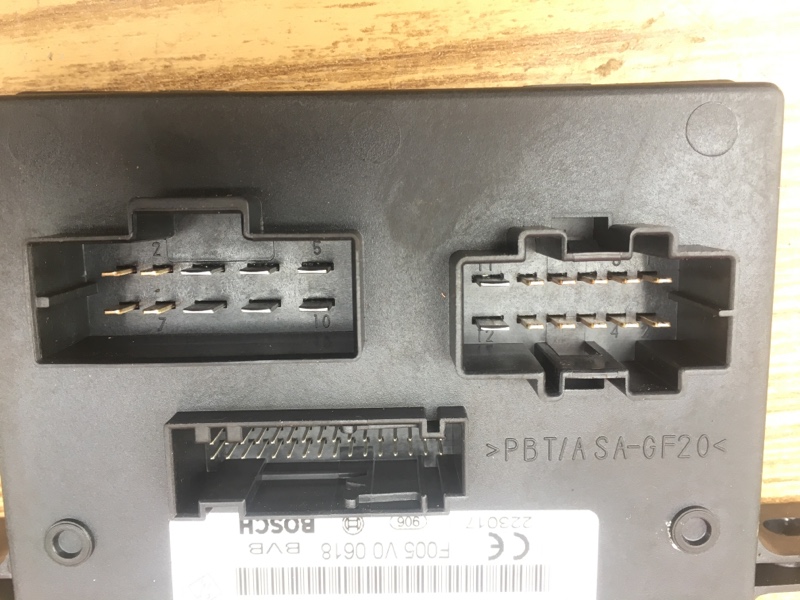 Блок электронный на Audi A6 C6 4F / Ауди А6 С6 2006-2012г. Оригинал. В отличном состоянии. Целый. Без дефектов. Контрактная запчасть из Японии. Отправим в регионы ТК.