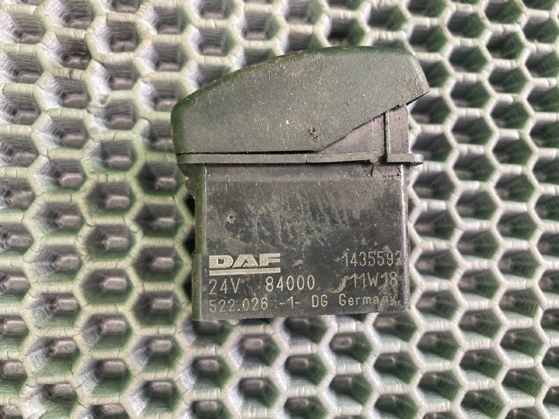 Выключатель клавишный DAF XF105