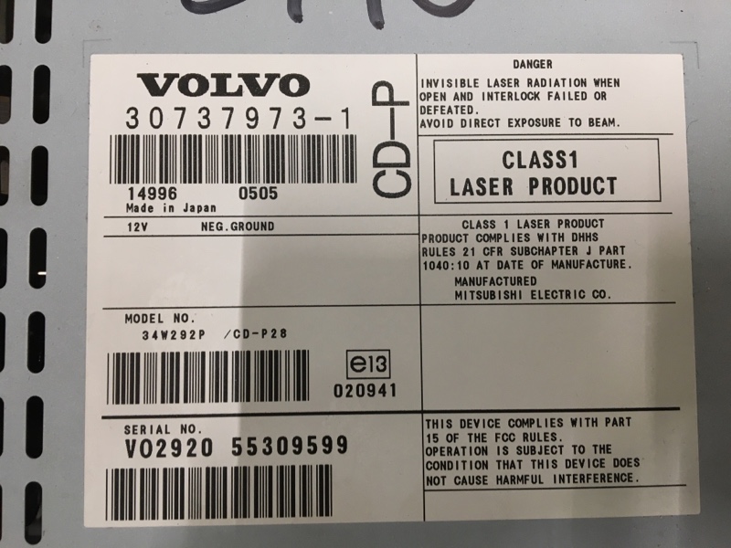 Чейнджер CD дисков на Volvo XC90 I / Вольво ХС90 2000-2015г. Оригинал. В отличном состоянии. Без дефектов. Контрактная запчасть из Японии. Без пробега по РФ. Отправим в регионы ТК.